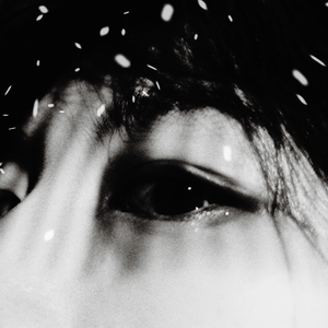 公和我在厨房添我奶头
